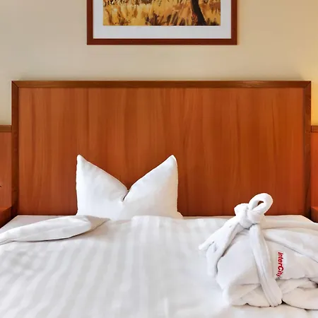 Intercityhotel Szálloda 4*
